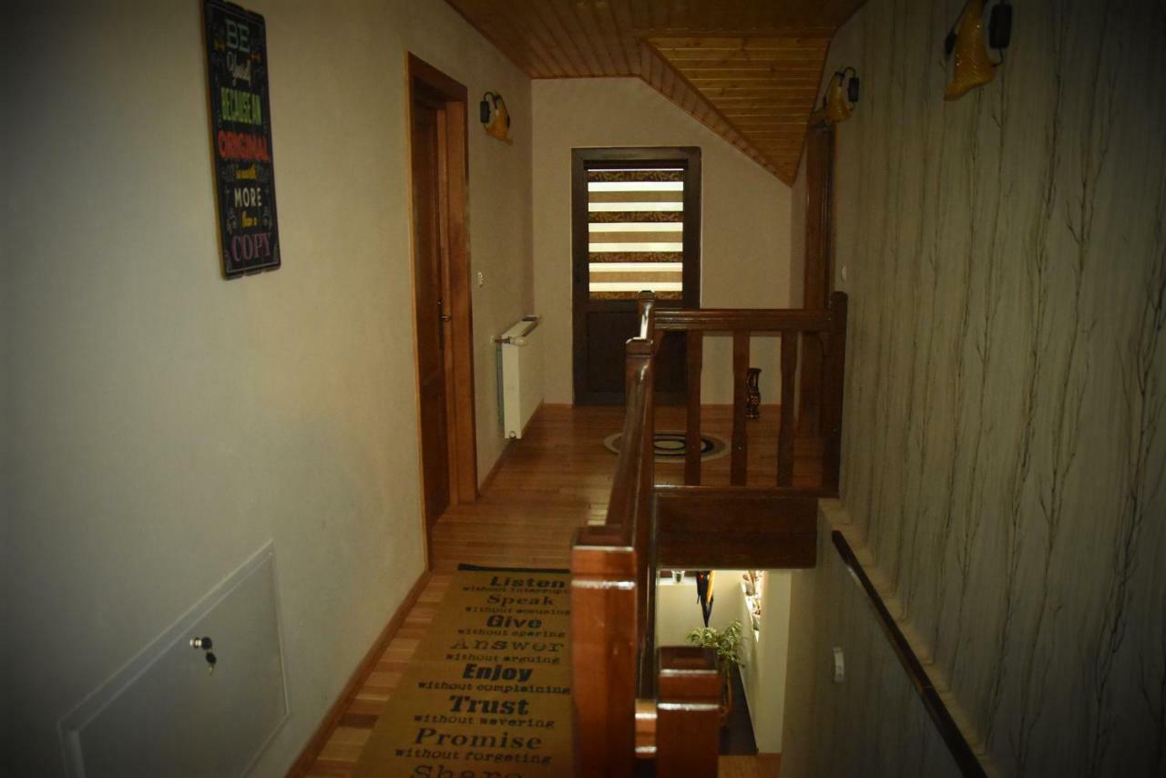Casa Smeilor Horezu Bagian luar foto