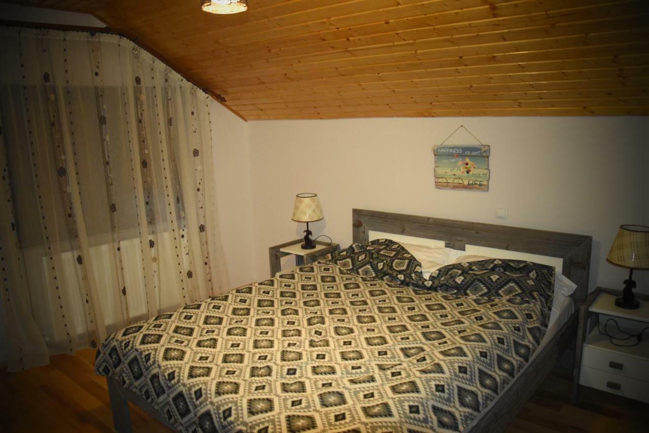 Casa Smeilor Horezu Bagian luar foto
